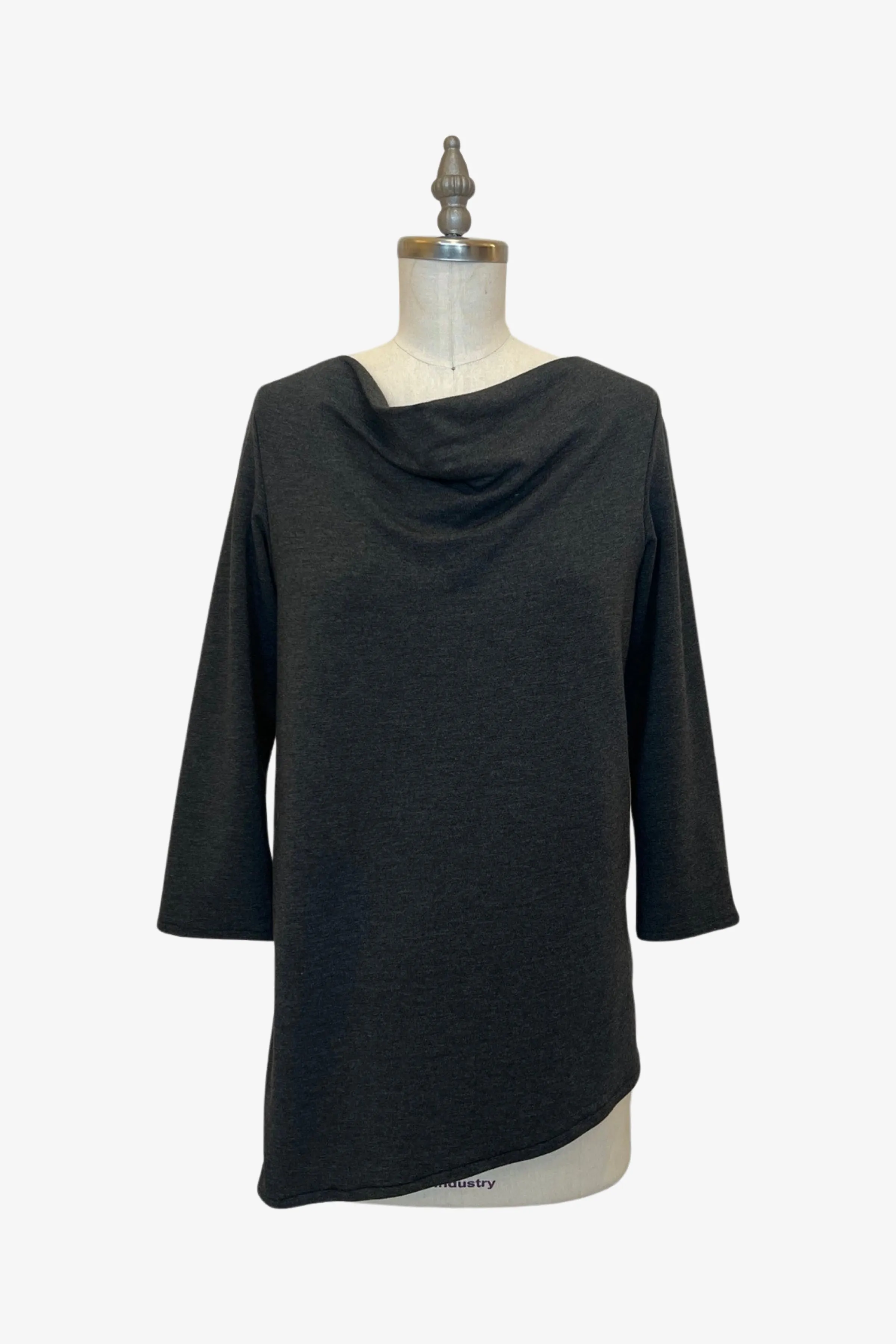 3/4 Sleeve Trapezoid Tunic | Charcoal Fleece