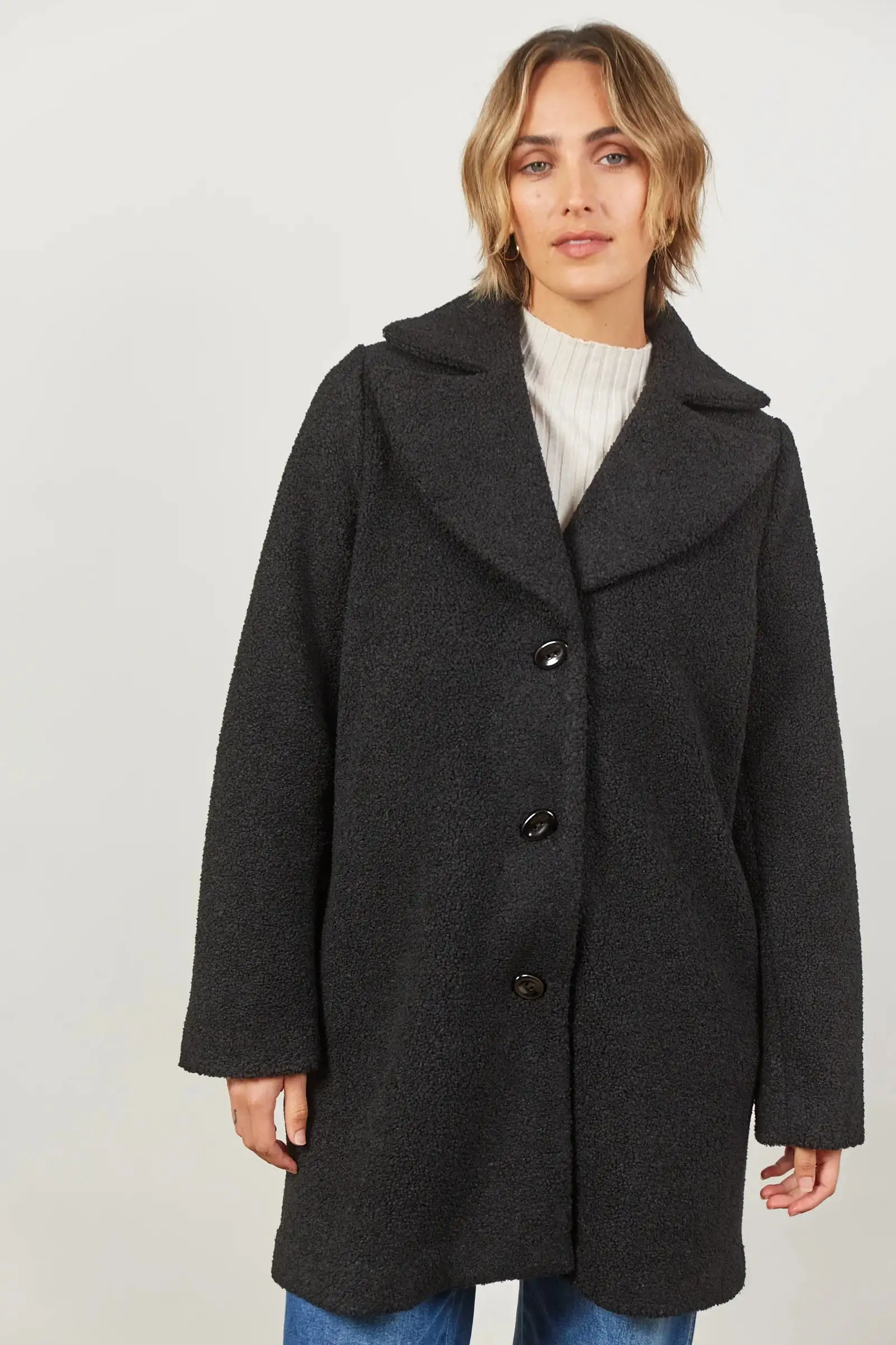 Allure Coat - Onyx