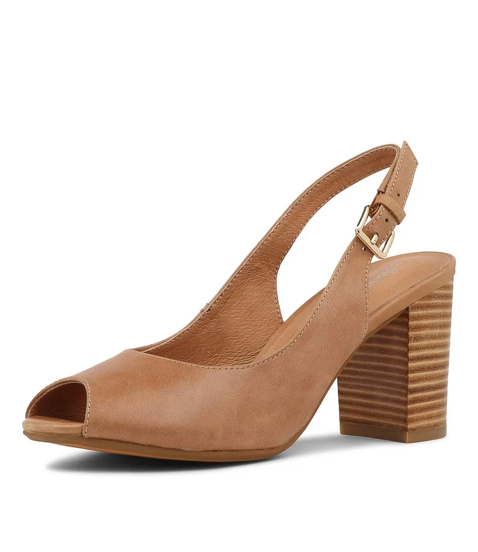 DIANA FERRARI Sahrina Tan Leather Sandals Nh