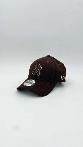 NEW ERA NEW YORK YANKEES STONE WALNUT 9FORTY CAP