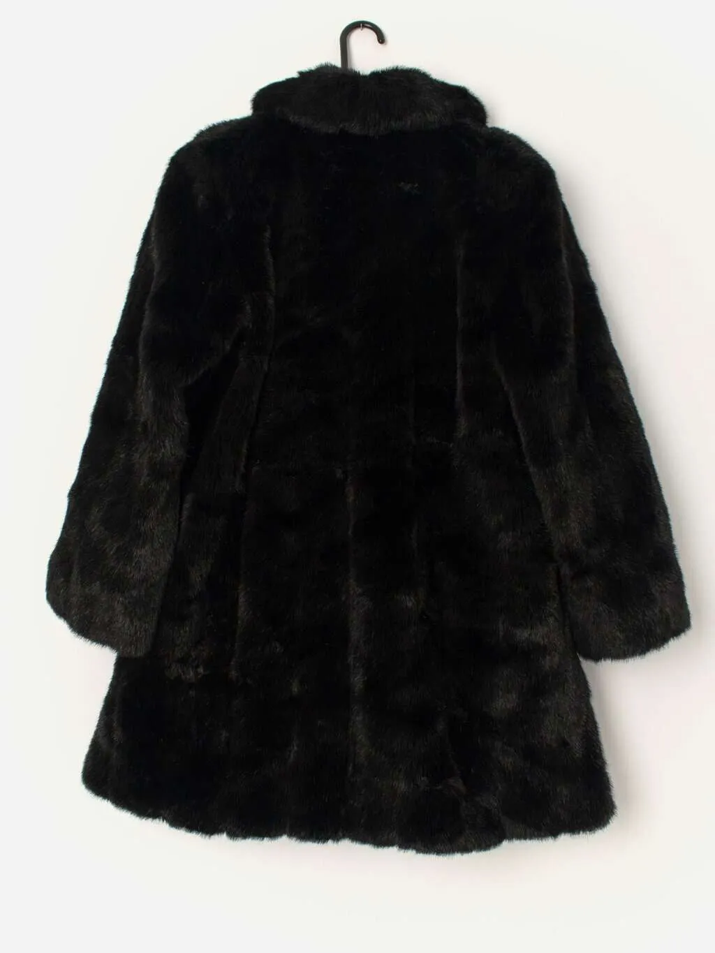 Vintage faux fur long coat in black – Medium / Large